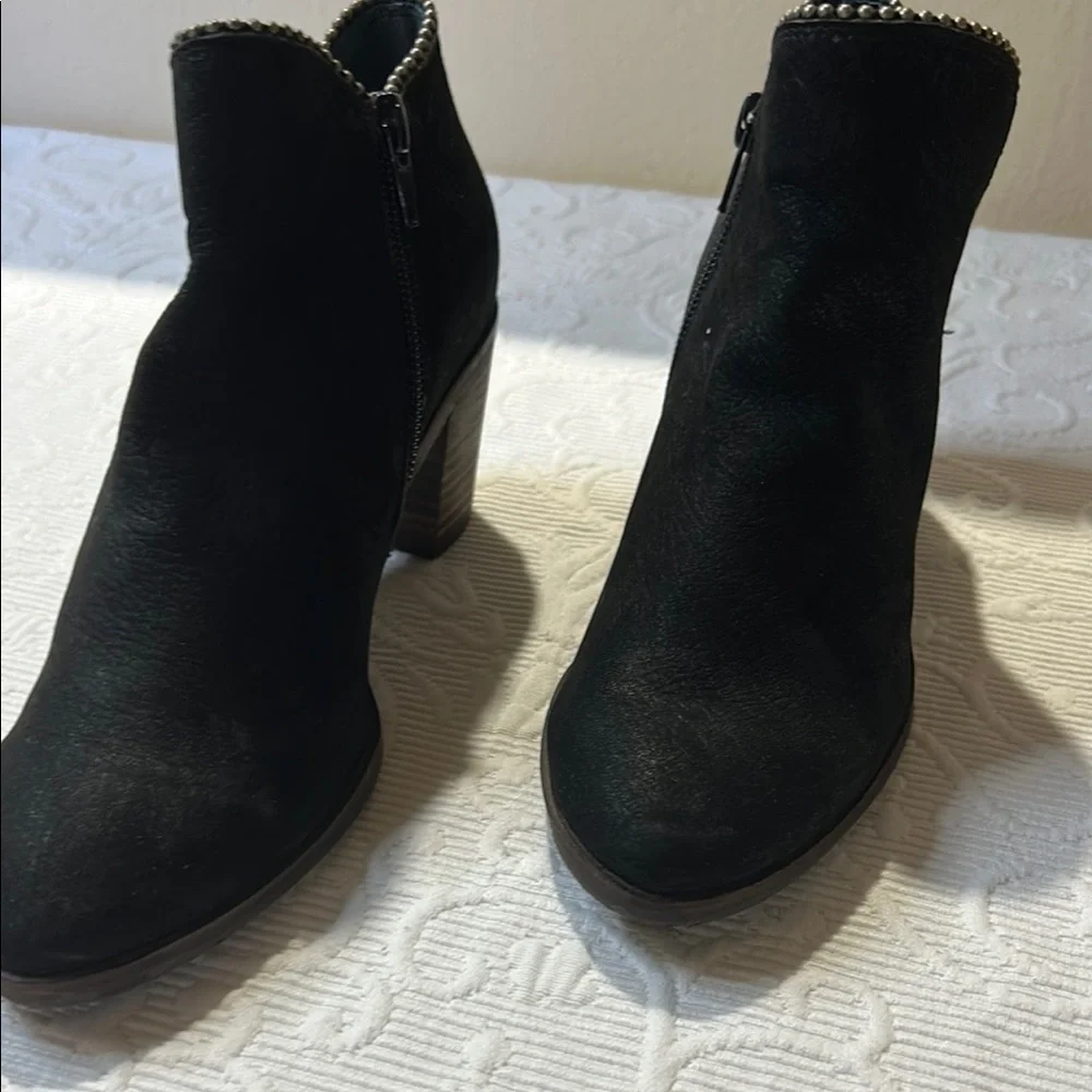 Lucky Brand Black Ankle Booties with Studded Detail size 6